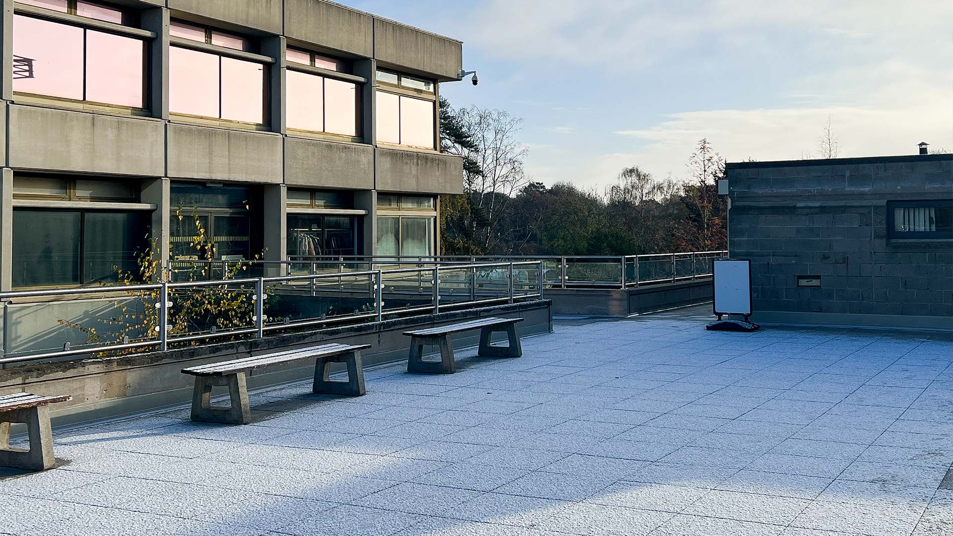 The roof of a campus building
